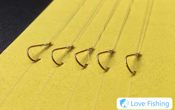 Sleeve hooks